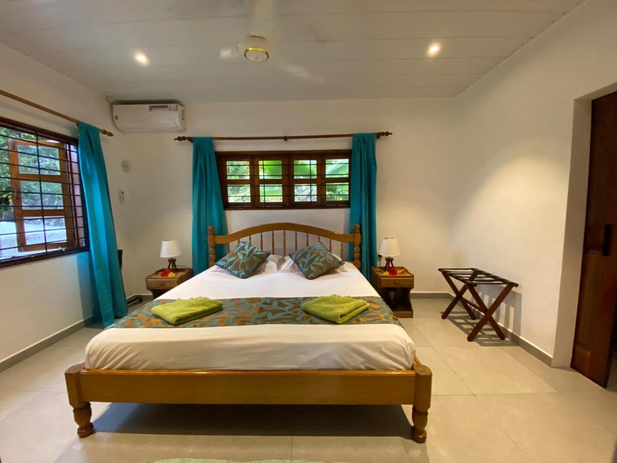 فيلا Coin D'Or Anse Volbert Village المظهر الخارجي الصورة