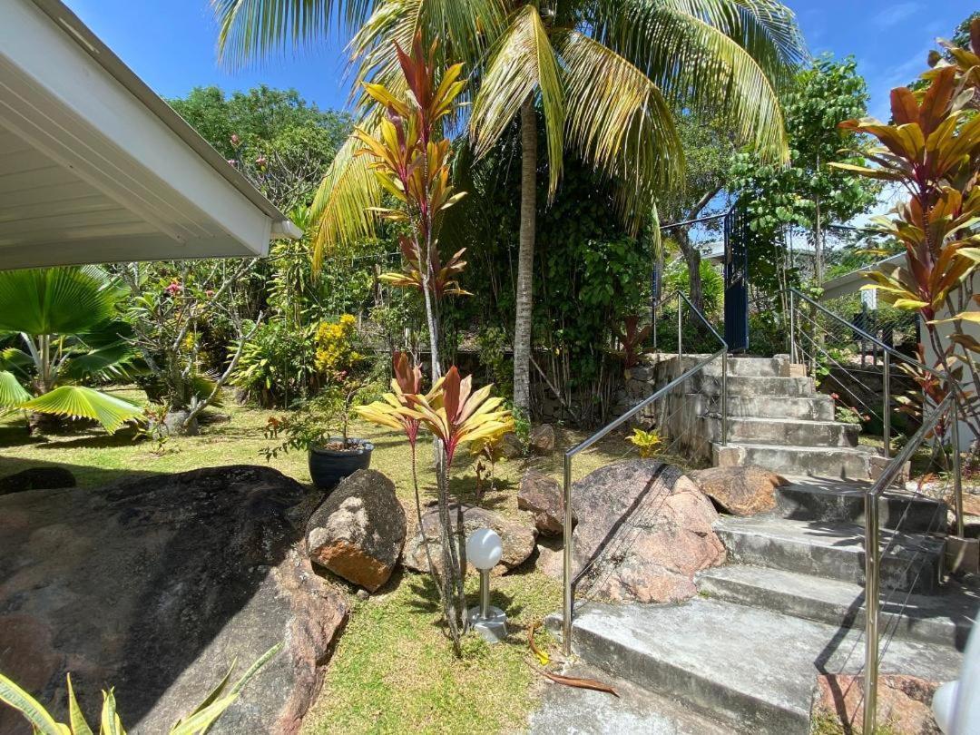 فيلا Coin D'Or Anse Volbert Village المظهر الخارجي الصورة